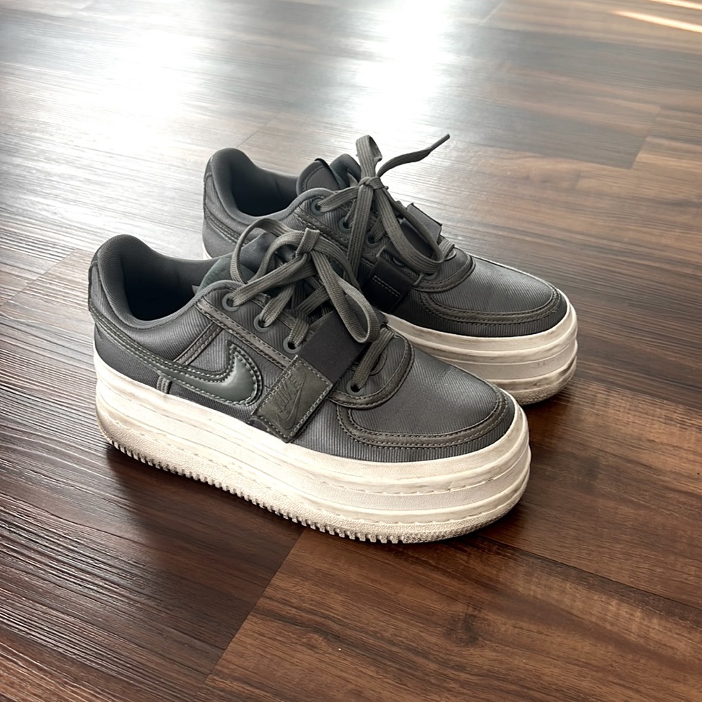 Nike platforms